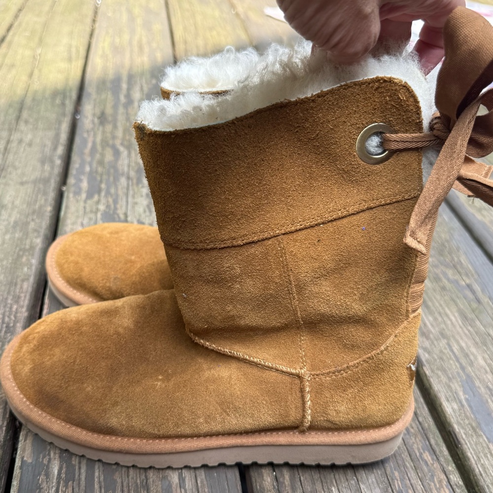 Koolaburra chestnut boots tie back 7